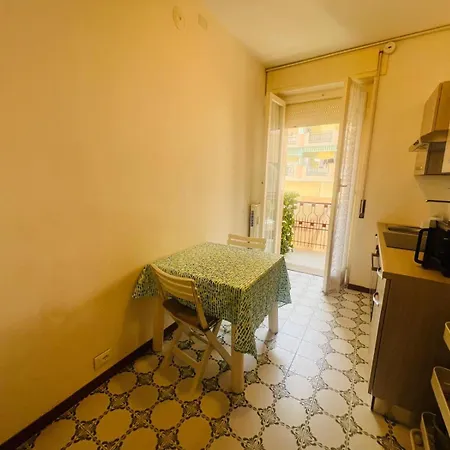 Agosti 226 -